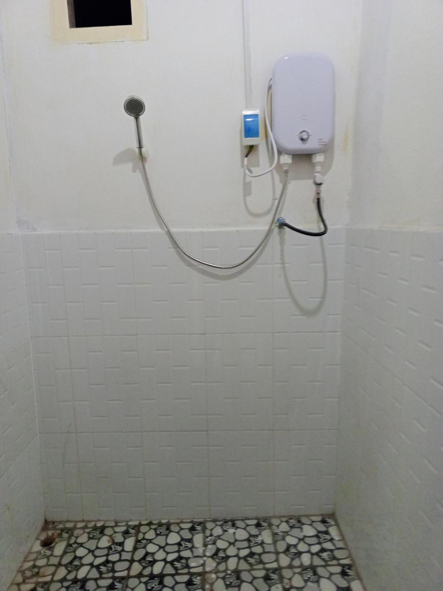 Campingsite Swimming Pool Ban Nongkham Стая снимка