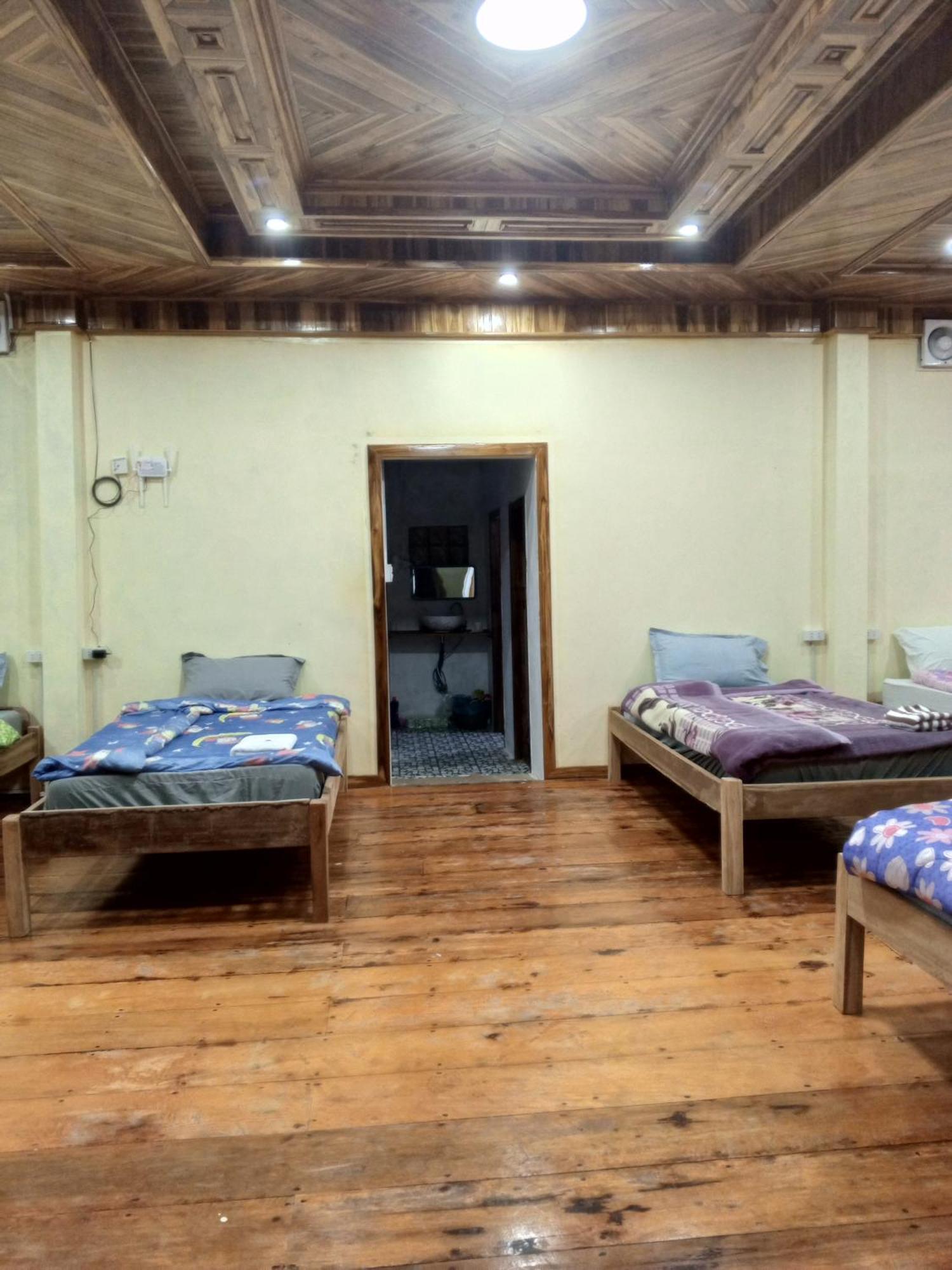 Campingsite Swimming Pool Ban Nongkham Екстериор снимка