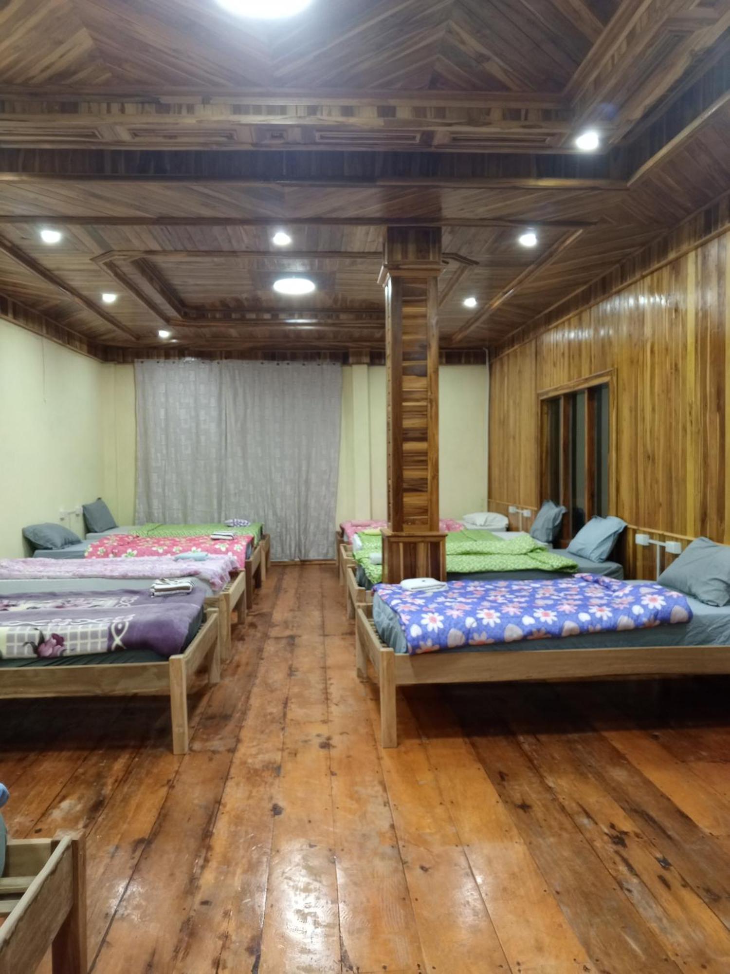Campingsite Swimming Pool Ban Nongkham Екстериор снимка